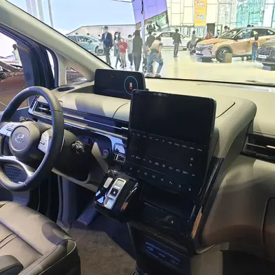 Hyundai Staria — интерьер